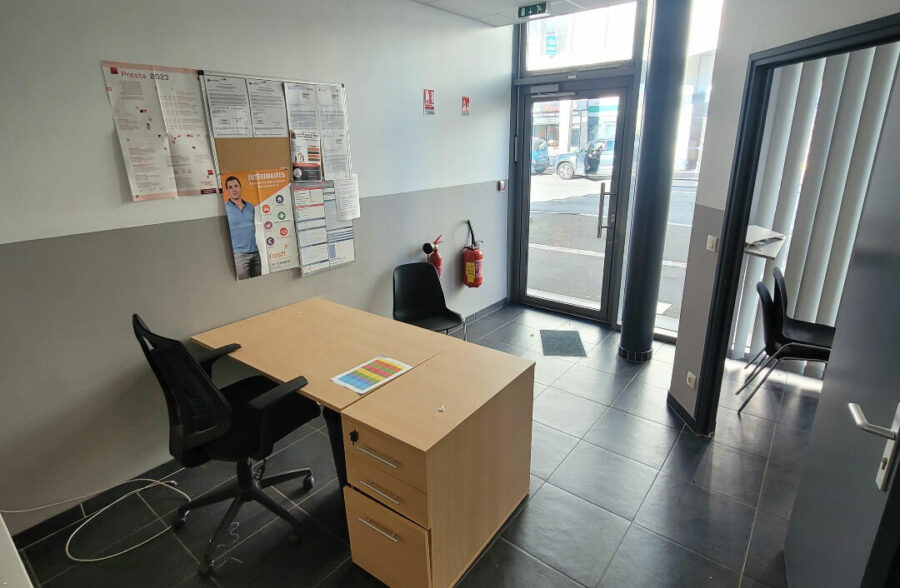 Local commercial Douai 1 pièce(s) 045 m2