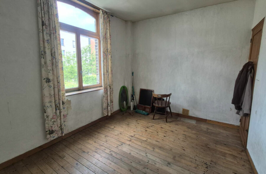 Croix, maison semi individuelle, 3 chambres + bureau, jardin