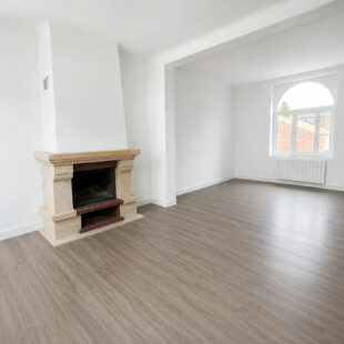 Maison semi plain pied + Double garage
