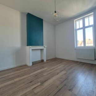 Maison de caractère 133m² habitables -5 chambres sur Saint-venant