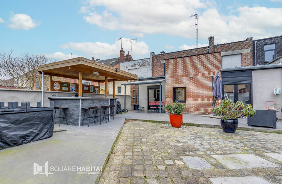 Maison Tourcoing 160M2 double entrée idéal artisans et commerçants