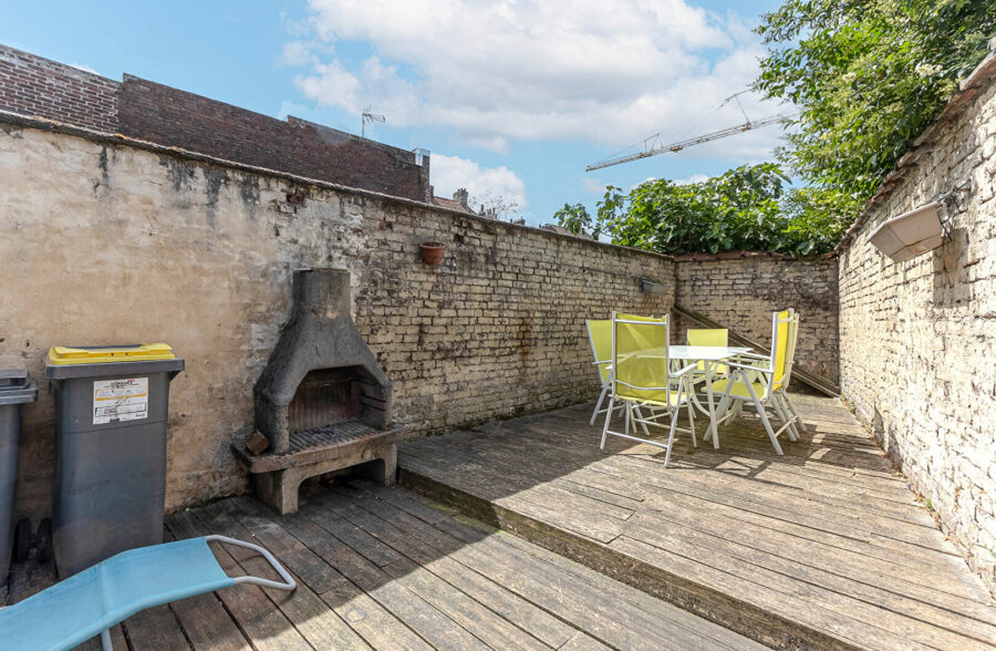 En EXCLUSIVITÉ ! Maison familiale 130m² / Investissement à fort potentiel à Roubaix 131 000€  FAII!!!