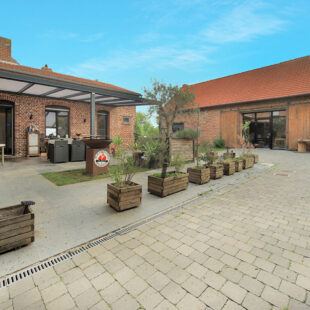 Ensemble immobilier sur Festubert