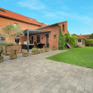Ensemble immobilier sur Festubert