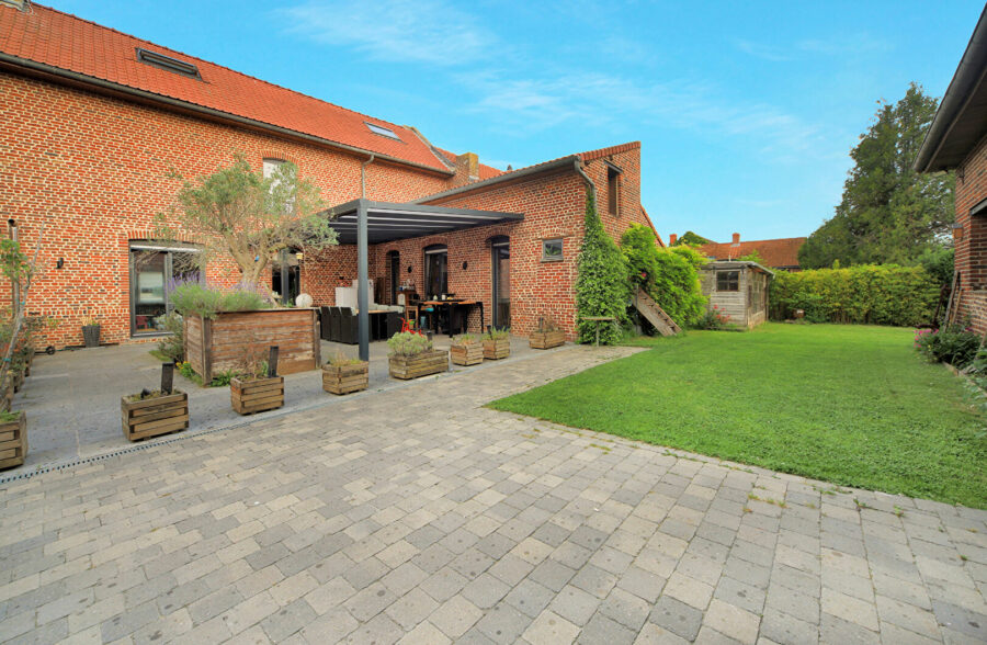 Ensemble immobilier sur Festubert