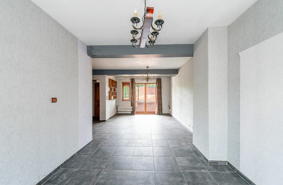 MAISON 3 CHAMBRES ET DOUBLE GARAGE &nbsp;Sous compromis&nbsp;