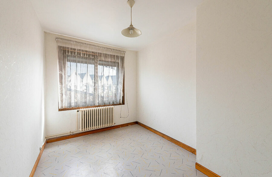 MAISON 3 CHAMBRES ET DOUBLE GARAGE &nbsp;Sous compromis&nbsp;