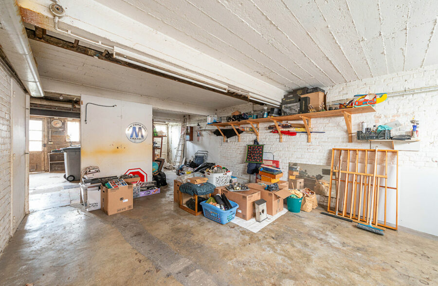 MAISON 3 CHAMBRES ET DOUBLE GARAGE &nbsp;Sous compromis&nbsp;