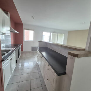 LOOS – CENTRE VILLE – APPARTEMENT – 2 CHAMBRES – 2 BALCONS  GARAGE