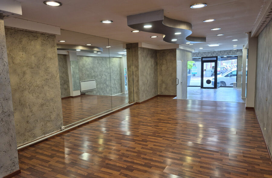 Local commercial Lens  quartier gare 70 m2