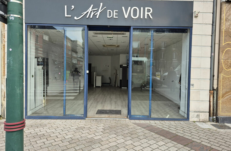 Local commercial Lens 75 m2