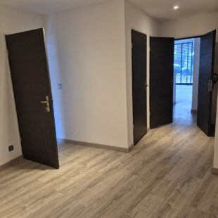 Local commercial Lens 75 m2