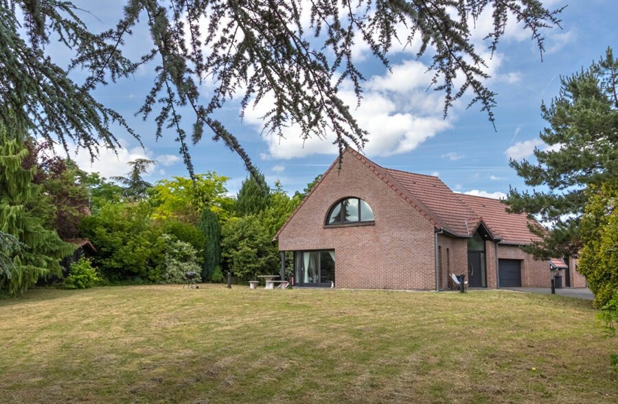Maison  individuelle  sur  Neuville-en-ferrain proximité immédiate du mont d’ halluin