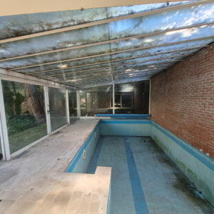 Maison d’architecte avec cabinet indépendant et piscine