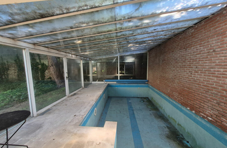 Maison d’architecte avec cabinet indépendant et piscine