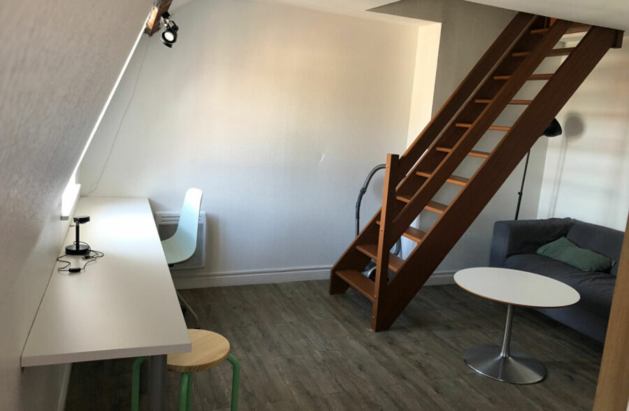 Vieux Lille – Studio meublé rénové 27 m² emplacement premium
