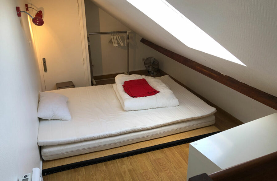 Vieux Lille – Studio meublé rénové 27 m² emplacement premium