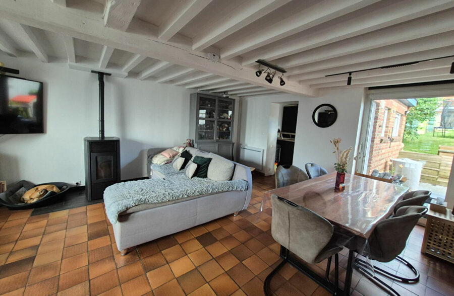 Maison Neuville En Ferrain  , jardin garage