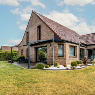 CAPINGHEM – Maison individuelle semi plain-pied – 205 m²