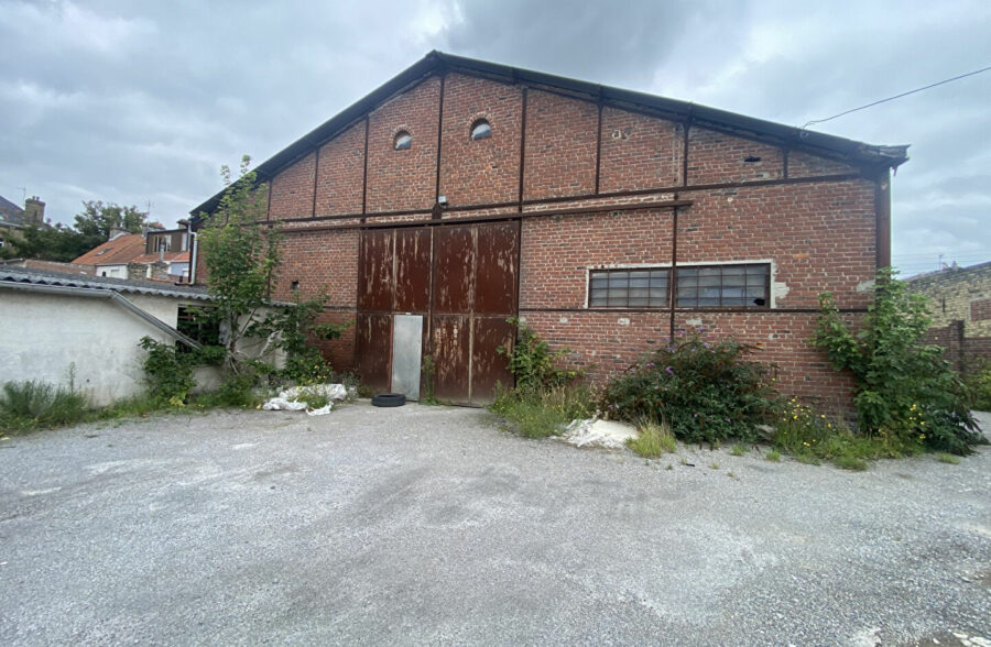CALAIS-QUARTIER ST PIERRE