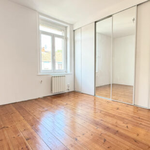 Maison 3 chambres avec extérieure et dépendance