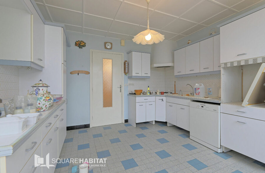 Maison Loison-Sous-Lens 185 m², jardin , 3 garages.