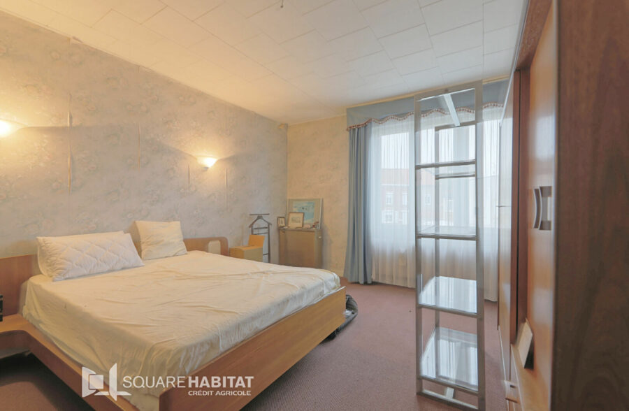 Maison Loison-Sous-Lens 185 m², jardin , 3 garages.