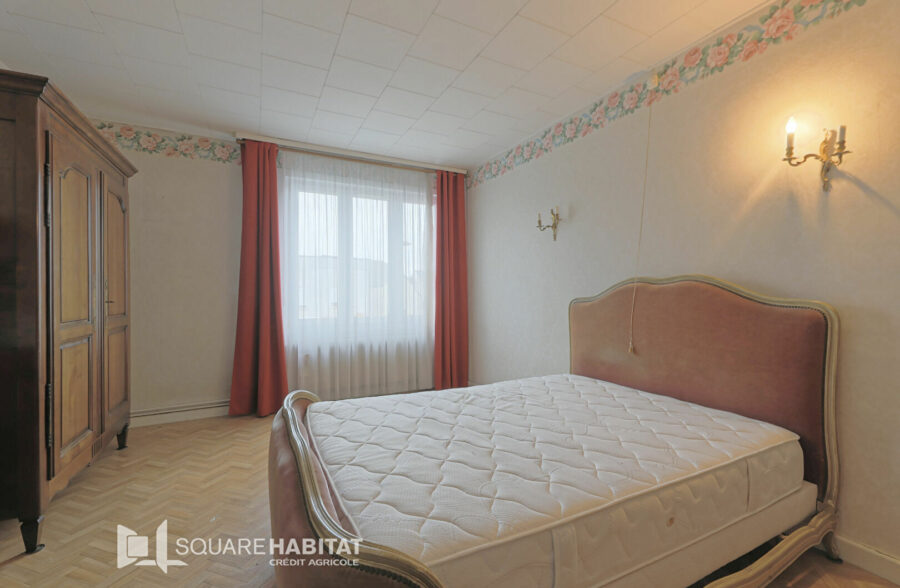 Maison Loison-Sous-Lens 185 m², jardin , 3 garages.