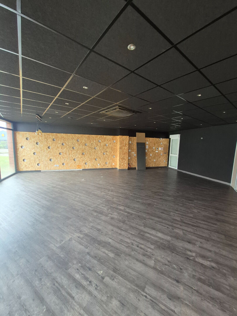 Local commercial 78 m² – Emplacement n°1 – Haubourdin, Place du Luxembourg