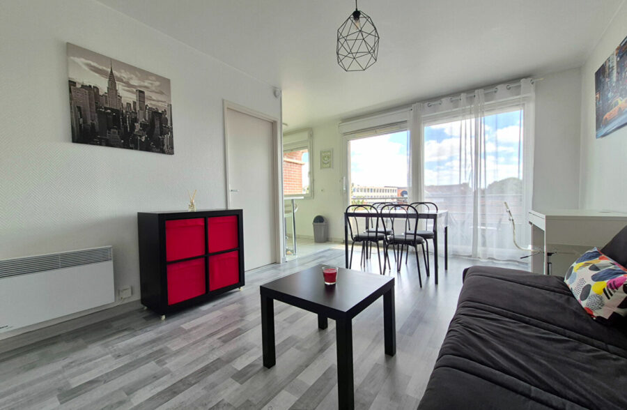 LILLE MOULINS – FAC DE DROIT : JOLI STUDIO DE 30M² AVEC TERRASSE
