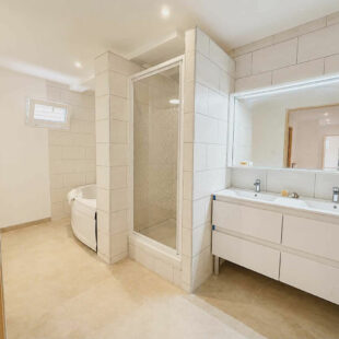 Maison individuelle semi plain pied