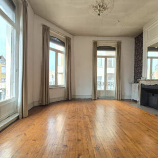 LILLE GAMBETTA/SEBASTOPOL : Appartement 102m² à rénover avec cave