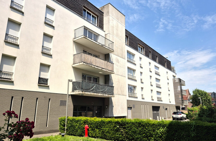 APPARTEMENT TYPE 3 RECENT A PROXIMITE DU TRAMWAY