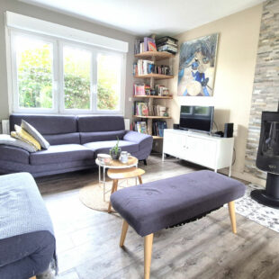 Semi-mitoyenne avec 4 chambres, jardin Ouest garage proche métro