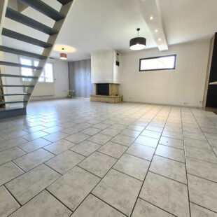 Maison Cambrai 8 pièce(s) 157 m2
