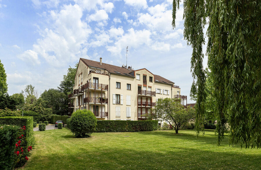 Secteur Delory, Appartement T4 de 84 m², 3 chambres, balcon et garage