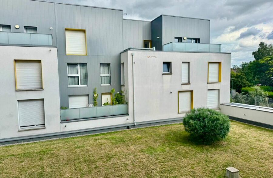 Studio 28m² + parking dans résidence récente