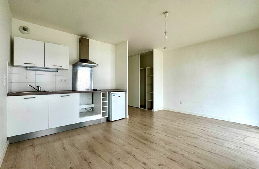 Studio 28m² + parking dans résidence récente
