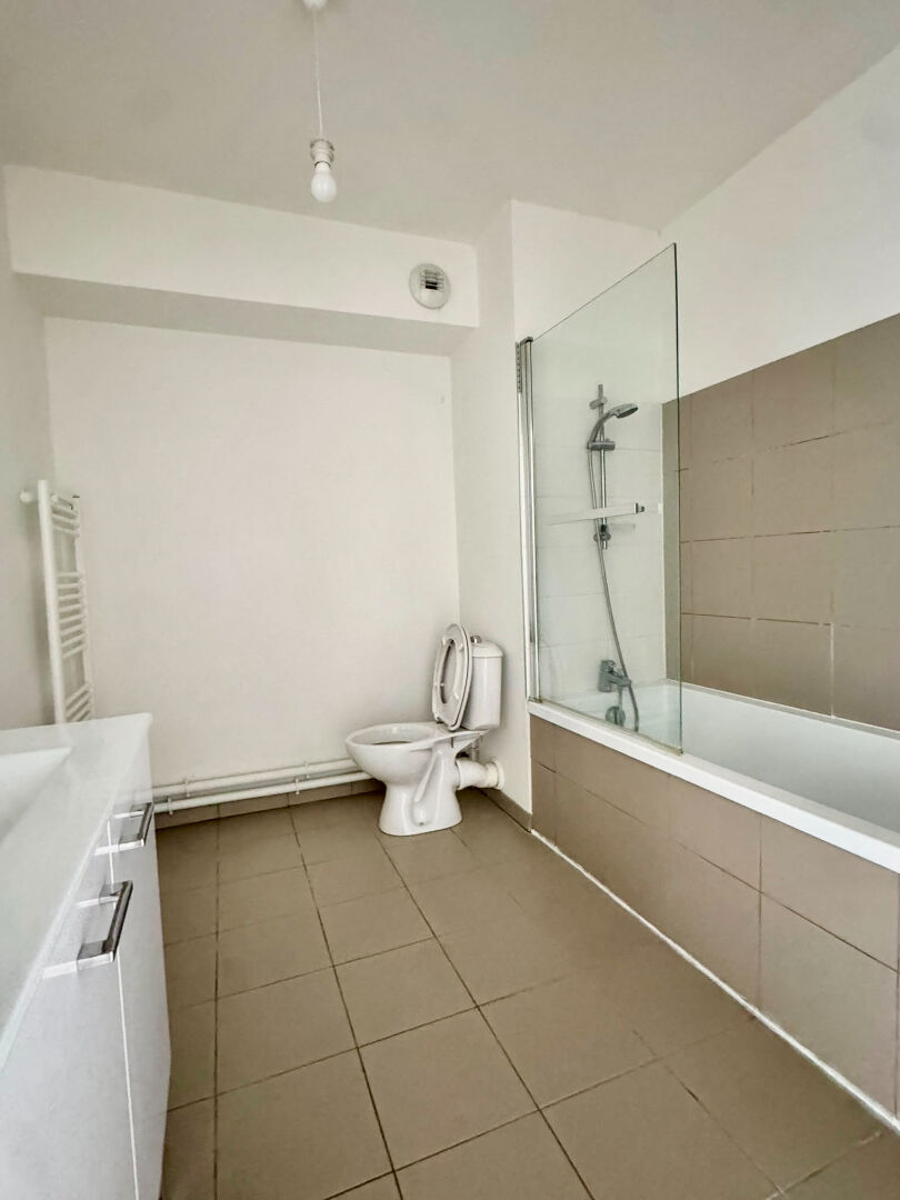 Studio 28m² + parking dans résidence récente