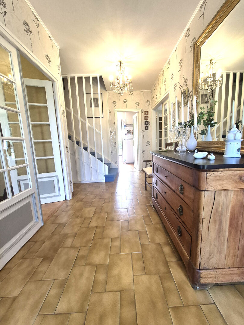 Maison Cambrai 10 pièce(s) 150 m2