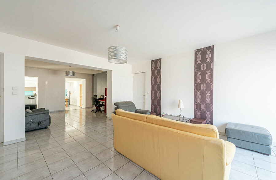 Maison Saint Amand Les Eaux 10 pièce(s) 213 m2