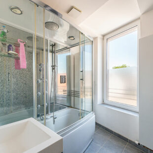Maison Saint Amand Les Eaux 10 pièce(s) 213 m2