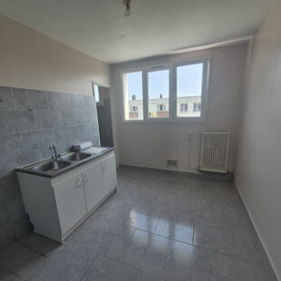 A VENDRE en Exclusivité!! Appartement T3 65m² !! 74 000 € HAI !!!