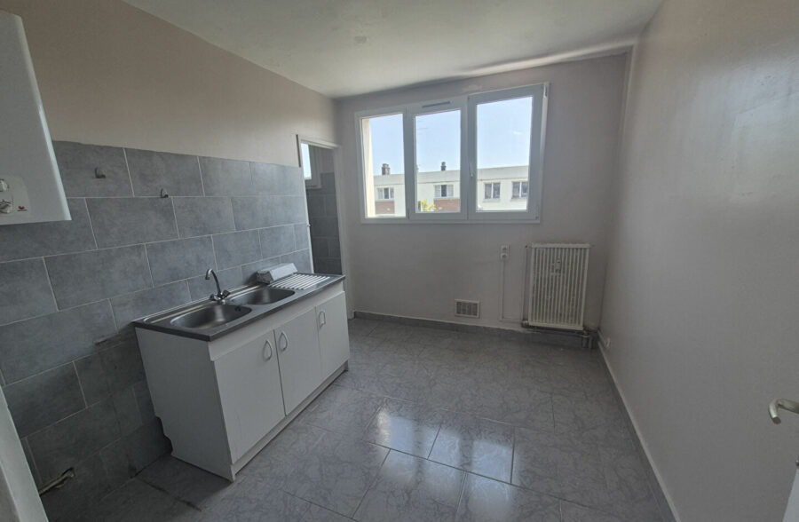 A VENDRE en Exclusivité!! Appartement T3 65m² !! 74 000 € HAI !!!