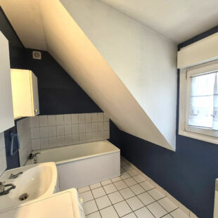 Maison Orchies semi individuelle 3 chambres, jardin et garage