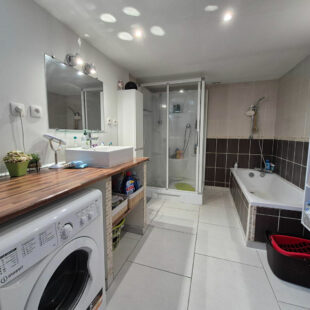 Maison  5 pièce(s) 117.29 m2