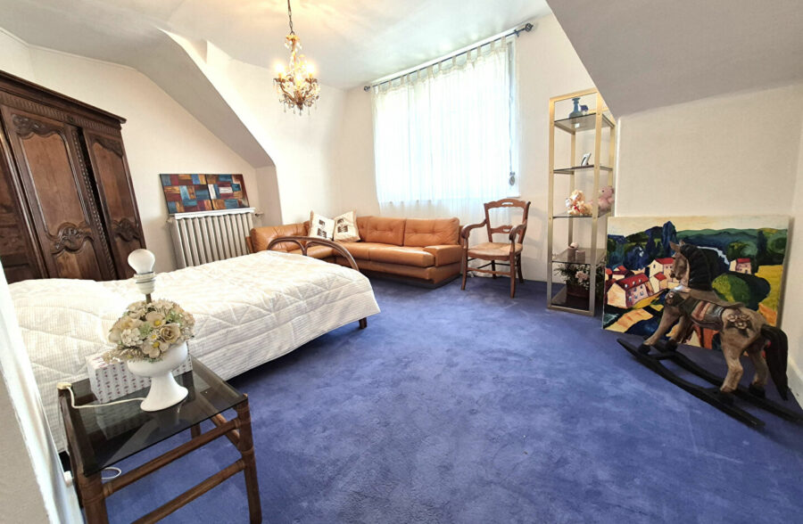 Maison Cambrai 10 pièce(s) 235 m2