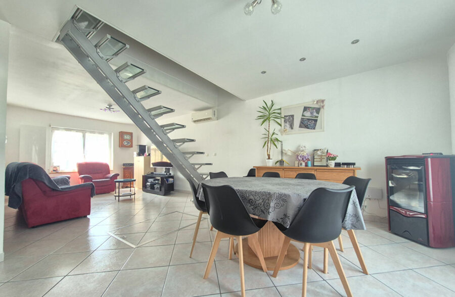 Maison individuelle semi plain pied