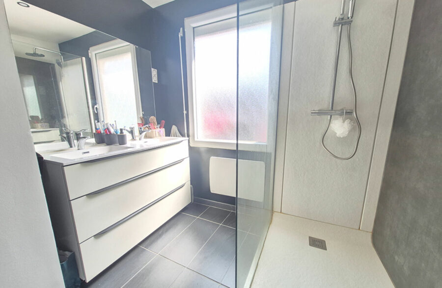 Maison individuelle semi plain pied