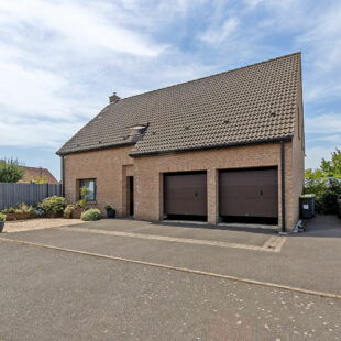 Maison La Chapelle D Armentieres 7 pièce(s) 146 m2